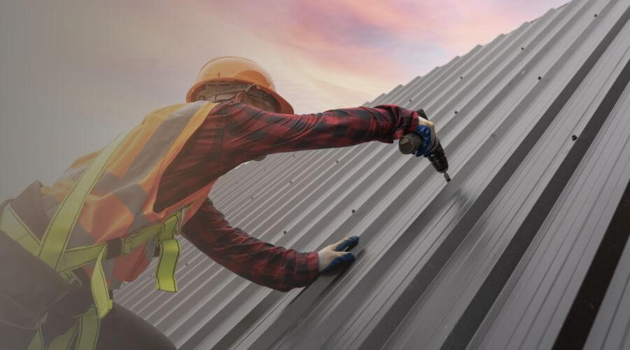 Expert Emergency Roof Repairs services in Delanson, NY